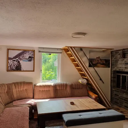 Dom wakacyjny Dolina Mira